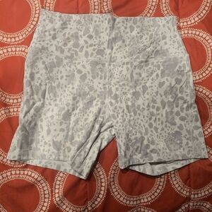 Lululemon 6 Inch Align Shorts